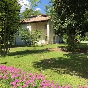 https://acero-giallo.emilia-romagnahotels.net
